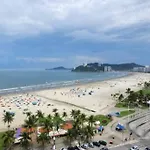 Apartamento Em Santos De Frente Para A Praia
